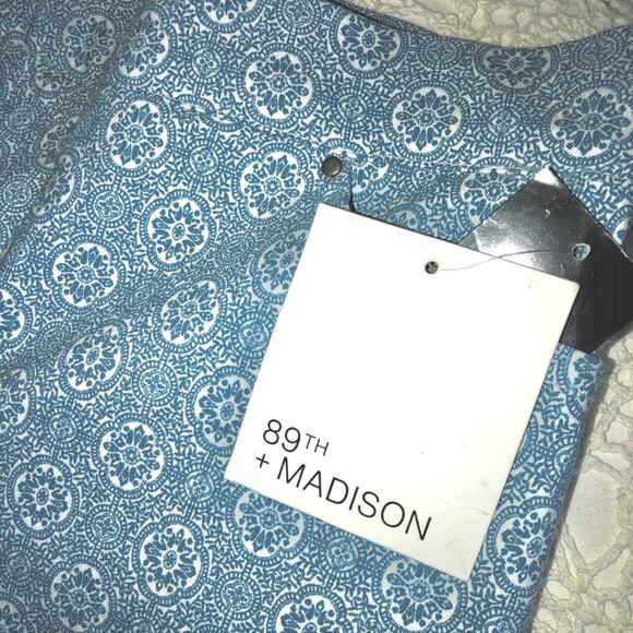89th & Madison Medallion Print Blue Shorts size Small NEW - Picture 5 of 5
